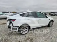 2021 Tesla Model Y фото