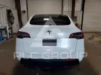 2021 Tesla Model Y photo