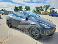 2021 Tesla Model Y фото