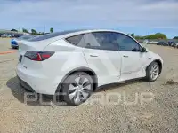 2021 Tesla Model Y фото