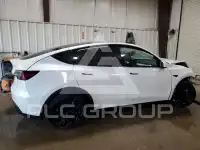 2021 Tesla Model Y photo