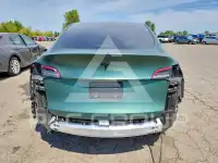 2021 Tesla Model Y фото