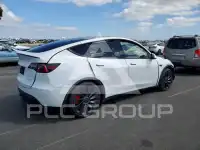 2021 Tesla Model Y фото