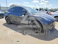 2021 Tesla Model Y photo