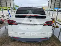 2021 Tesla Model X photo