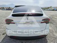 2021 Tesla Model X photo