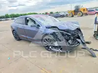 2021 Tesla Model X photo