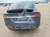 2021 Tesla Model X photo