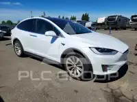2021 Tesla Model X фото