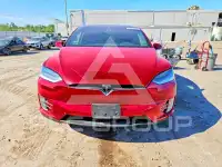 2021 Tesla Model X фото