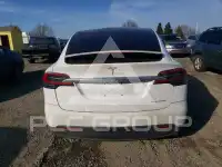 2021 Tesla Model X photo