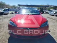 2021 Tesla Model S фото