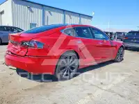 2021 Tesla Model S фото
