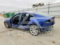 2021 Tesla Model S фото