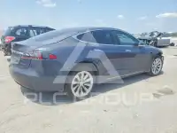 2021 Tesla Model S фото