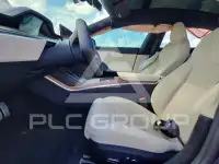 2021 Tesla Model S фото