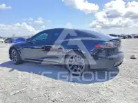 2021 Tesla Model S фото