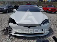 2021 Tesla Model S фото