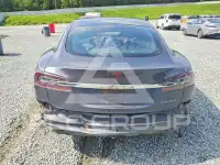 2021 Tesla Model S фото