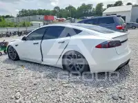 2021 Tesla Model S фото