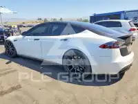 2021 Tesla Model S фото