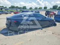2021 Tesla Model S фото