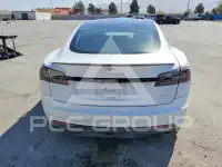 2021 Tesla Model S photo