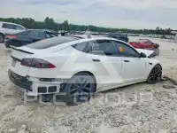 2021 Tesla Model S фото