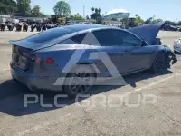 2021 Tesla Model S фото
