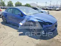 2021 Tesla Model S фото