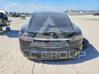 2021 Tesla Model S фото