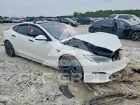 2021 Tesla Model S фото