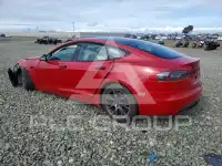 2021 Tesla Model S фото