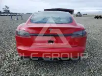 2021 Tesla Model S фото