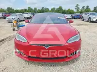 2021 Tesla Model S photo