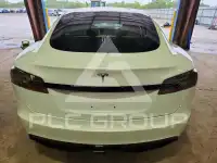 2021 Tesla Model S фото