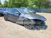 2021 Tesla Model S фото