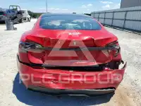 2021 Tesla Model S фото