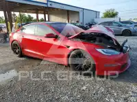 2021 Tesla Model S фото