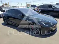 2021 Tesla Model S фото