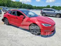 2021 Tesla Model S фото