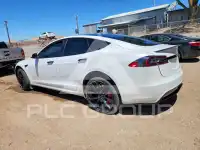 2021 Tesla Model S фото