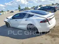 2021 Tesla Model S фото