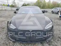 2021 Tesla Model S фото