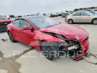 2021 Tesla Model S фото