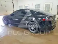 2021 Tesla Model S photo