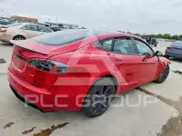 2021 Tesla Model S фото