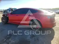 2021 Tesla Model S фото