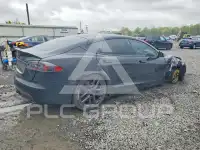 2021 Tesla Model S фото