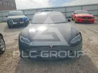 2021 Tesla Model S фото